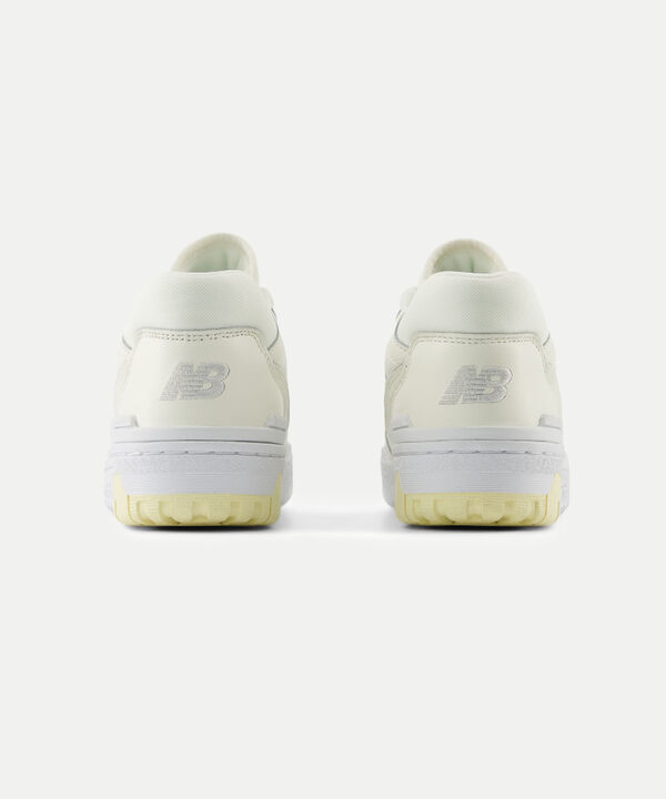 Tenis New Balance Para Mujer Crema image number null